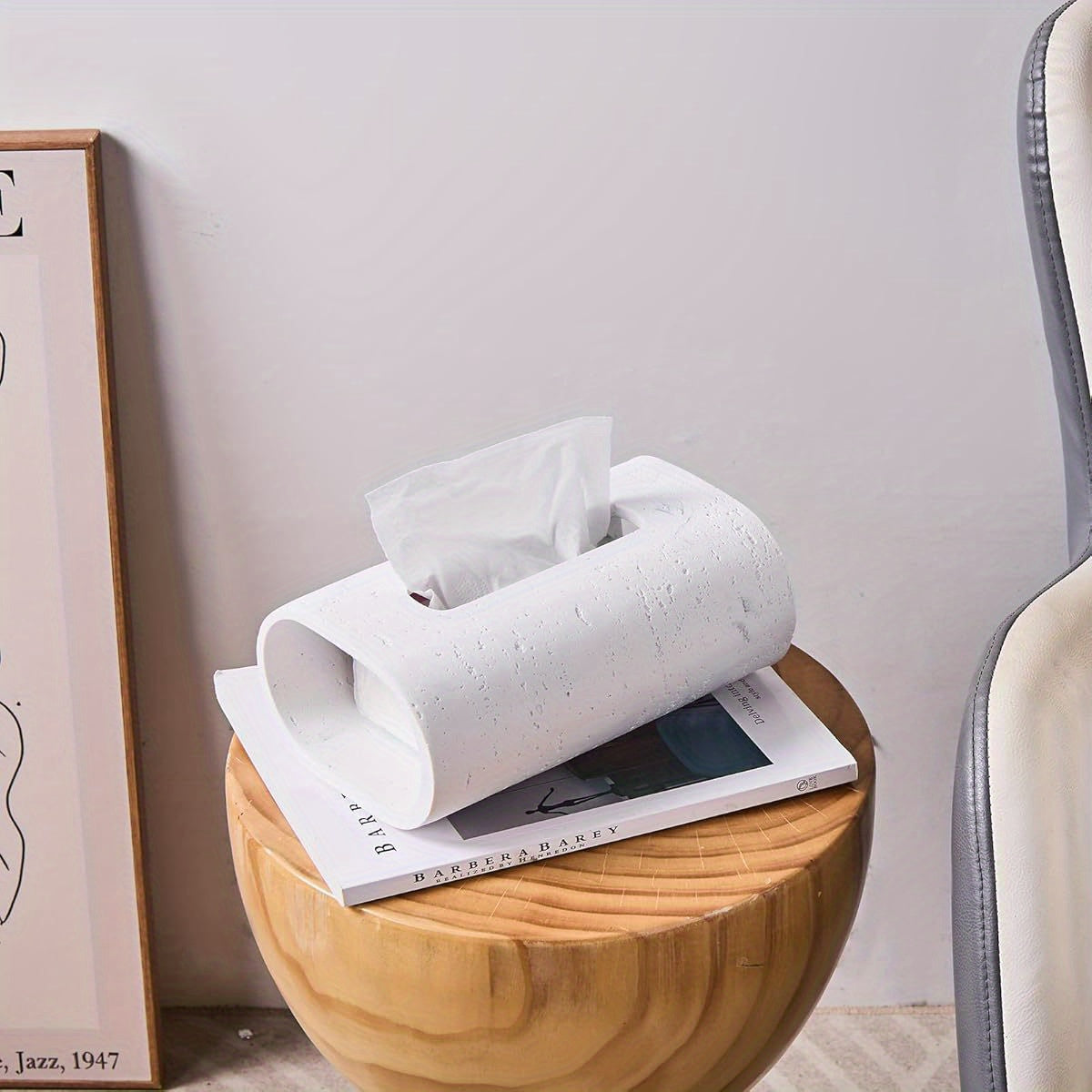 Tissue Box Holder - Modern Minimalist Bathroom & Living Room Decor, Elegant Tissue Dispenser for Kitchen, Bedroom, Office - Durable Plastic Construction, Compatible with Standard Tissues - Decorative Organizer for Home or Commercial Spaces, Sophisticated